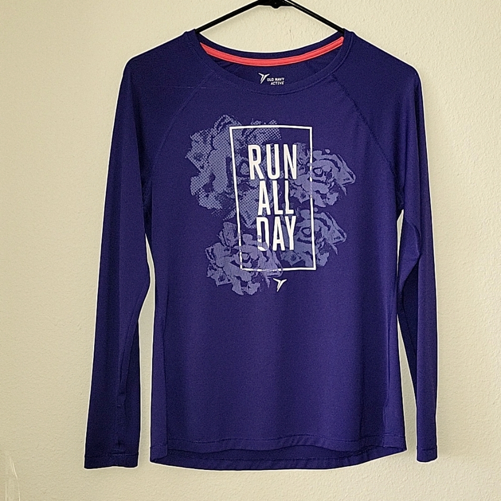 Old Navy Active Long Sleeve Running Graphic Tee, S, Purple, GUC